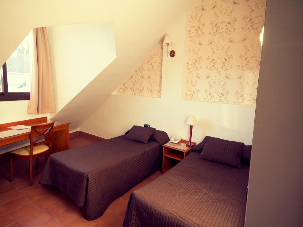 Habitación Individual con baño privado
